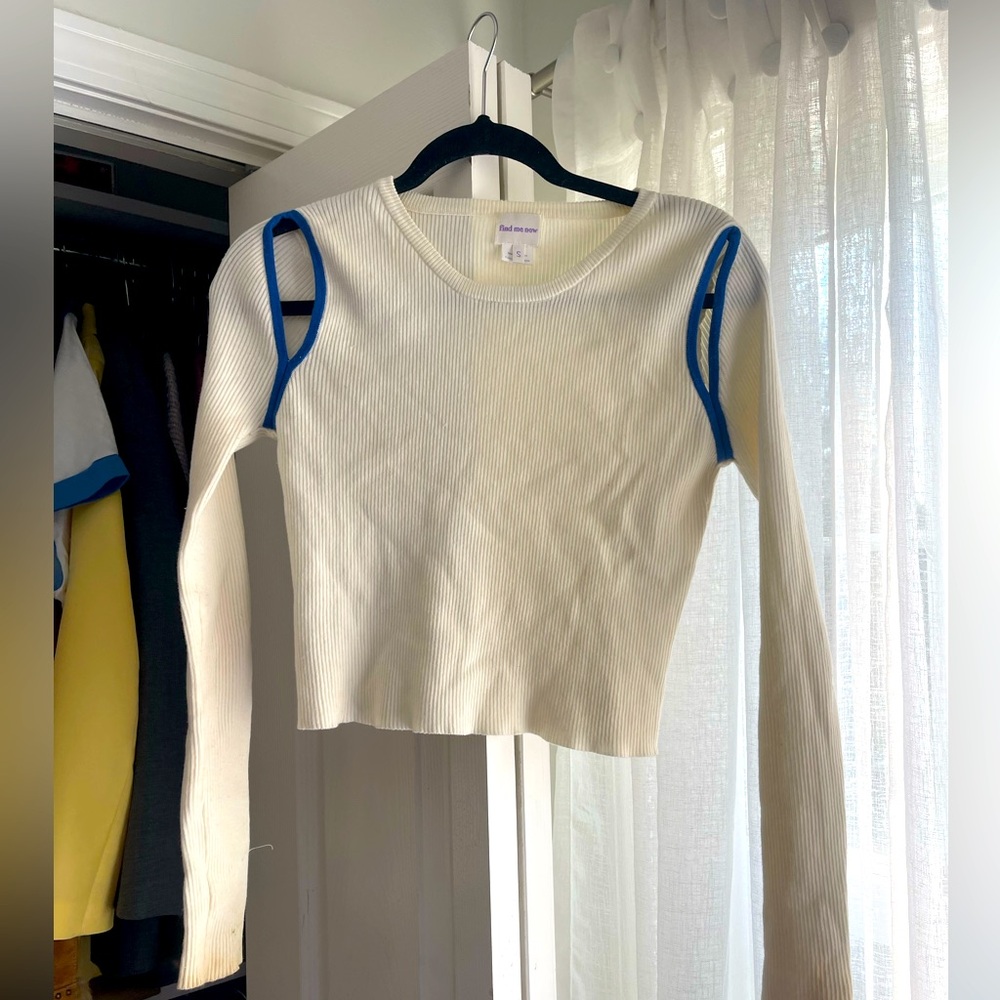 Free People - White/cream and blue long sleeve cropped top